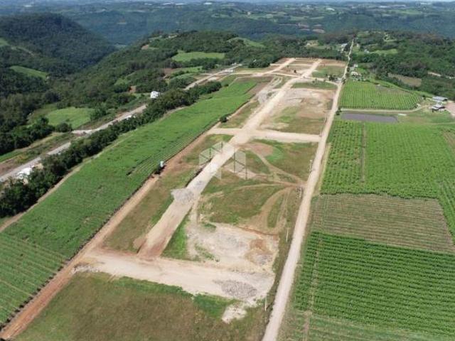 Terreno em loteamento localizado em São Valentim