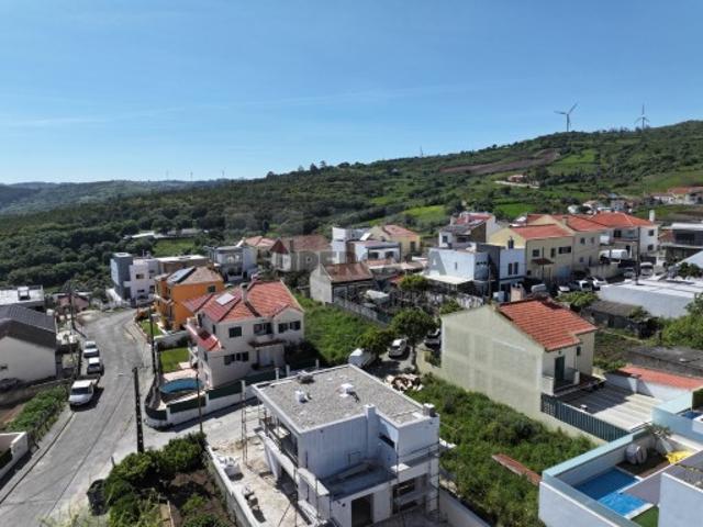 Terreno em Loures