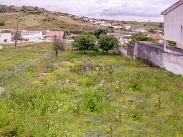Terreno em Loures