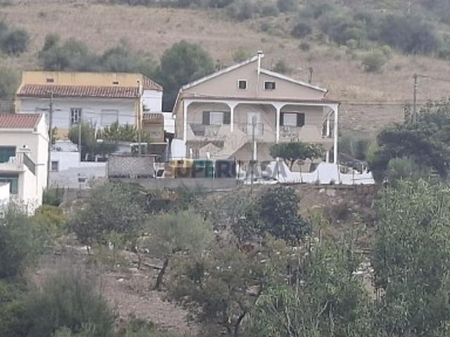 Terreno em Lousa