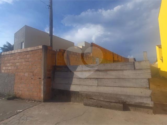 Terreno em Parque Residencial Jundiaí, Jundiaí/SP de 237m² à venda por R$ 389.700,00