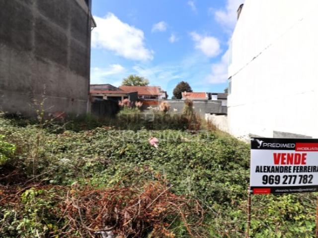 Terreno em Seixezelo