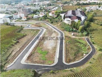 Terreno em Peso da Régua e Godim