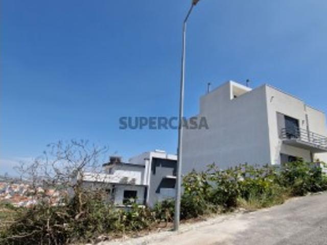 Urbano em Pontinha e Famões
