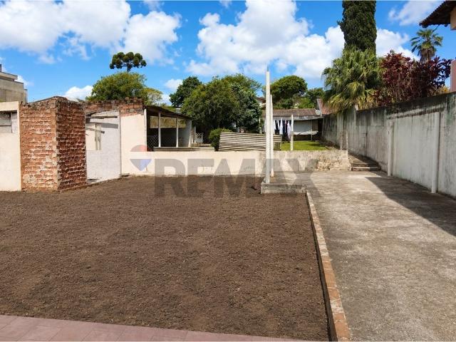 Terreno em Portão, Curitiba/PR de 598m² à venda por R$ 898.600,00