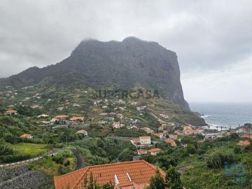 Terreno em Porto da Cruz de 610,00 m²