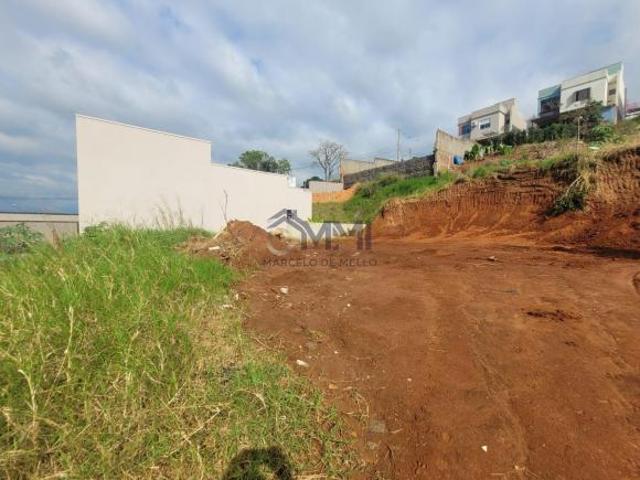 Terreno em Próximo ao Stock Center em Canudos
