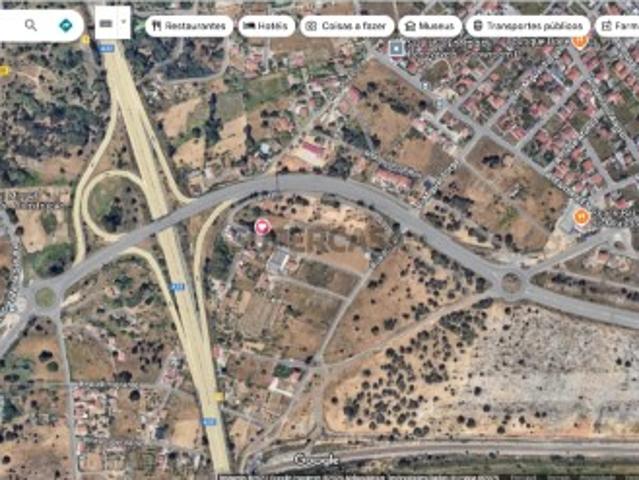 Terreno em Santo António da Charneca