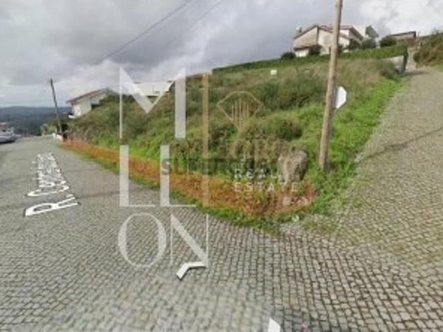 Terreno em Rebordosa
