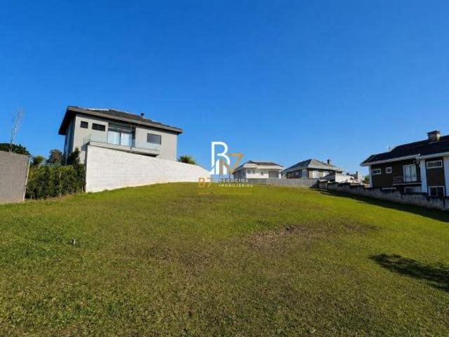 TERRENO EM REGIÃO ALTA EM ALPHAVILLE COM LEVE ACLIVE 592M² R$ 1.300.000,00