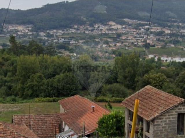 Terreno em Regilde