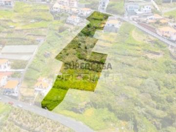 Terreno em Ribeira Brava