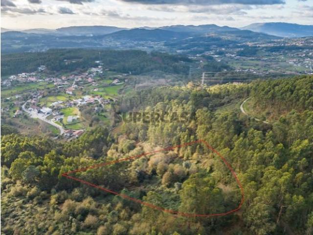 Terreno em Ribeira do Neiva