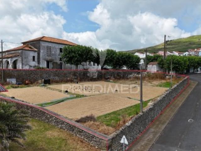 Terreno em Ribeirinha