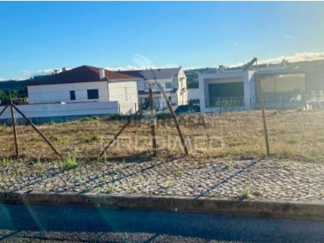 Terreno em Rio Maior