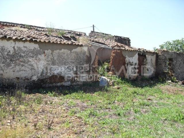Terreno em São Bartolomeu de Messines