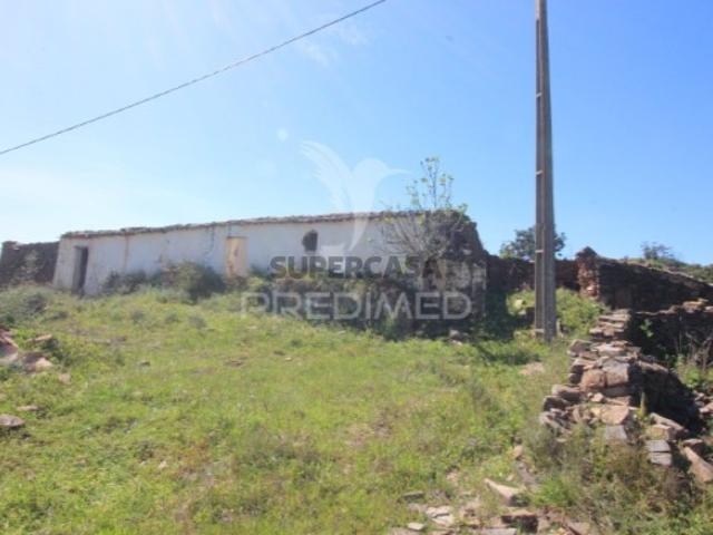 Terreno em São Bartolomeu de Messines