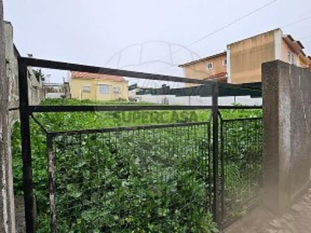 Terreno em São Domingos de Rana