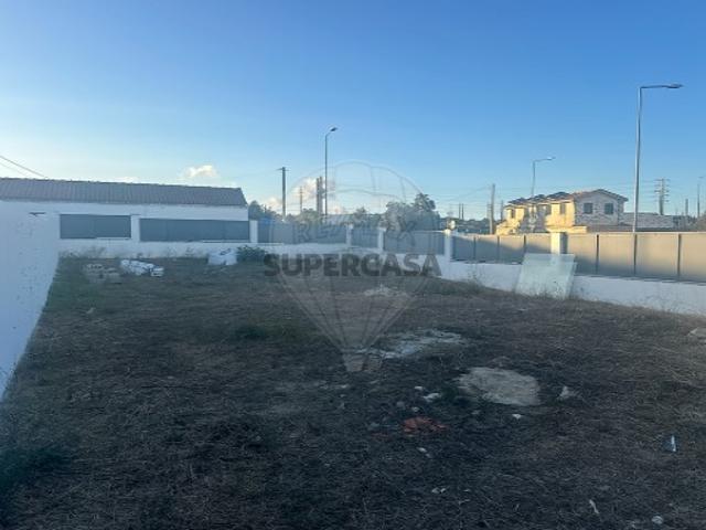 Terreno em São Domingos de Rana