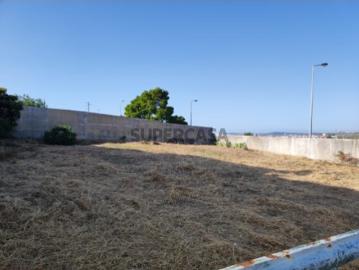 Não urbanizável em São Domingos de Rana