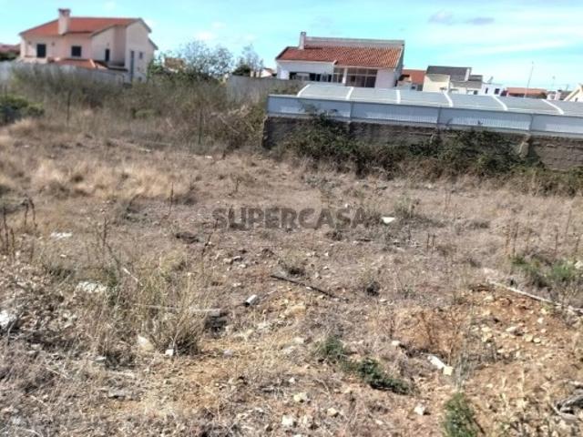 Terreno em São Domingos de Rana