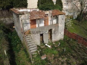 Terreno em São João da Madeira