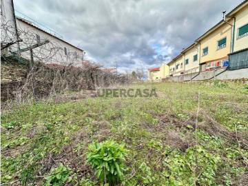 Terreno em São João da Pesqueira e Várzea de Trevões