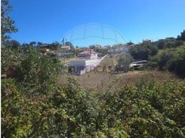 Terreno em São João das Lampas