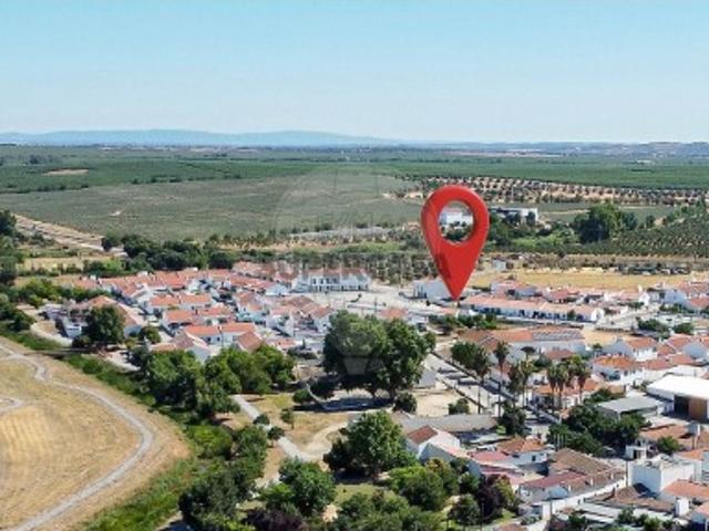 Terreno em São Manços e São Vicente do Pigeiro