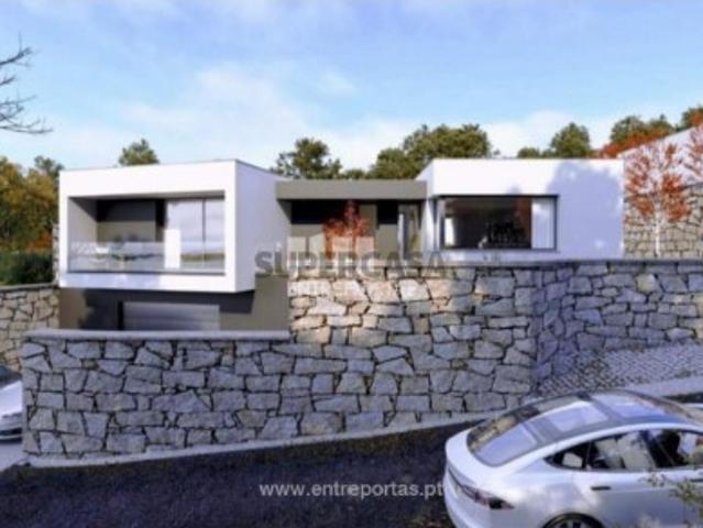 Terreno em Santa Maria Maior e Monserrate e Meadela