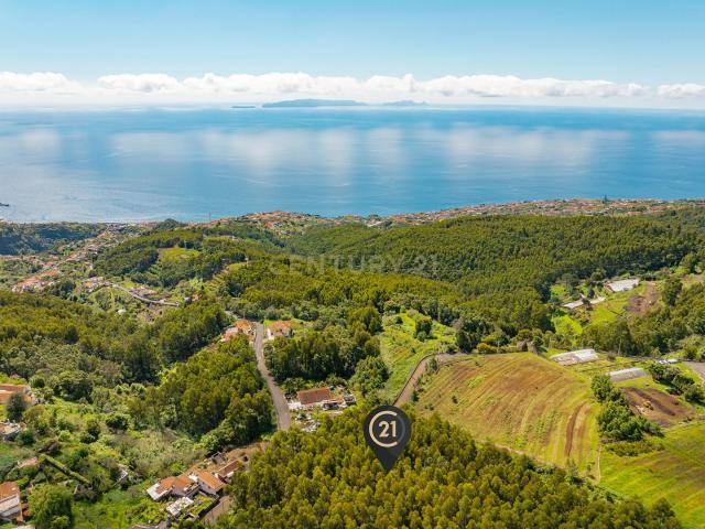 Terreno em Santa Cruz Potencial Turístico ou Habitacional