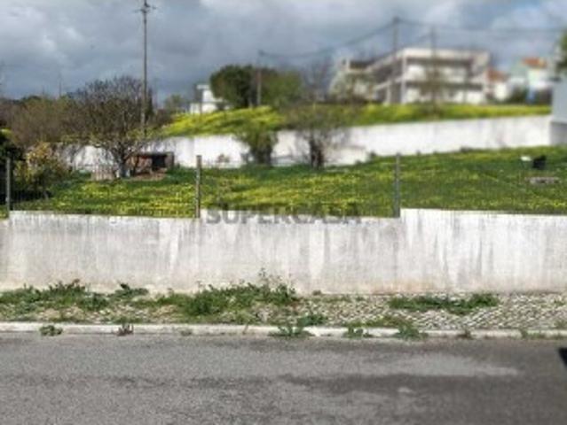 Terreno em Santa Iria de Azoia, São João da Talha e Bobadela