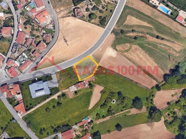 Terreno em Santiago de Riba UL, Oliveira de Azeméis