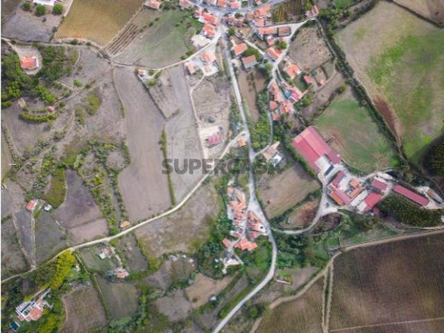 Terreno em Santo Quintino
