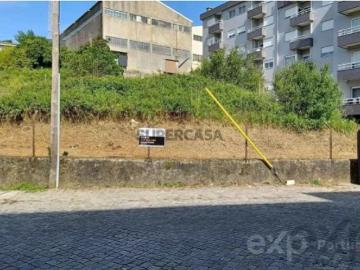 Terreno em Santo Tirso, Couto S.Cristina e S.Miguel e Burgães
