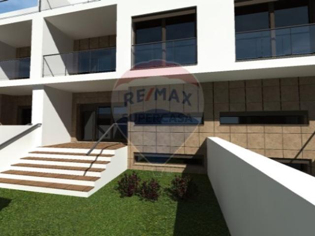 Terreno em Sarilhos Grandes