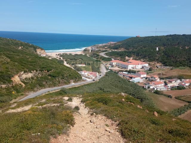 Terreno em Sintra, Perto da Praia de São Julião