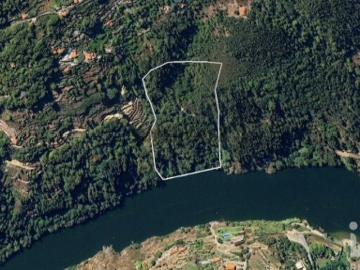 Terreno em Tarouquela