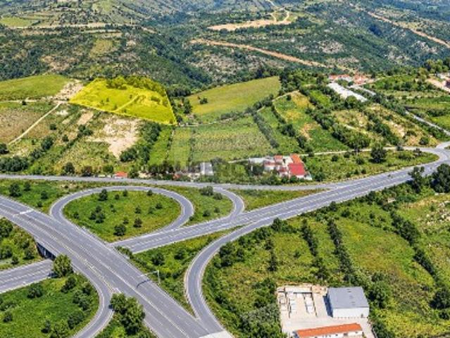Terreno em Terrugem
