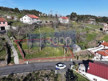 Terreno rústico para construção em Torgueda
