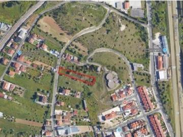 Terreno em Trouxemil e Torre de Vilela