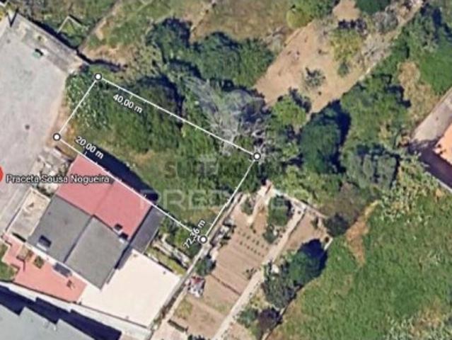 Terreno em Valadares
