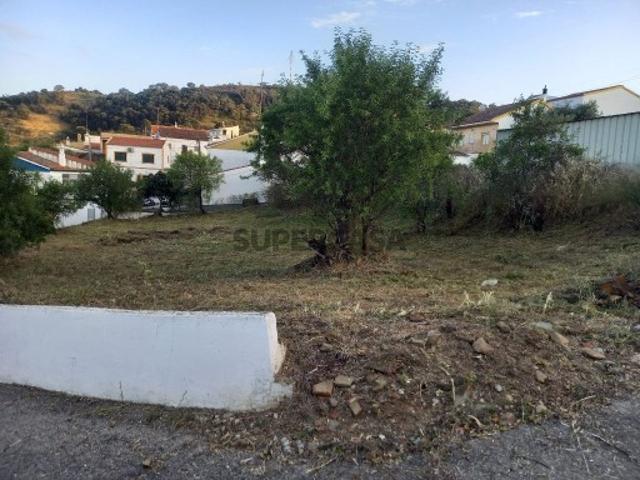 Terreno em Vaqueiros