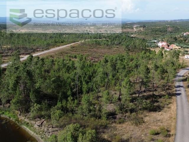 Terreno em Versadas