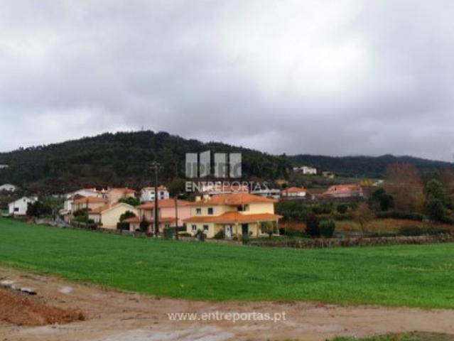 Terreno em Vila de Punhe