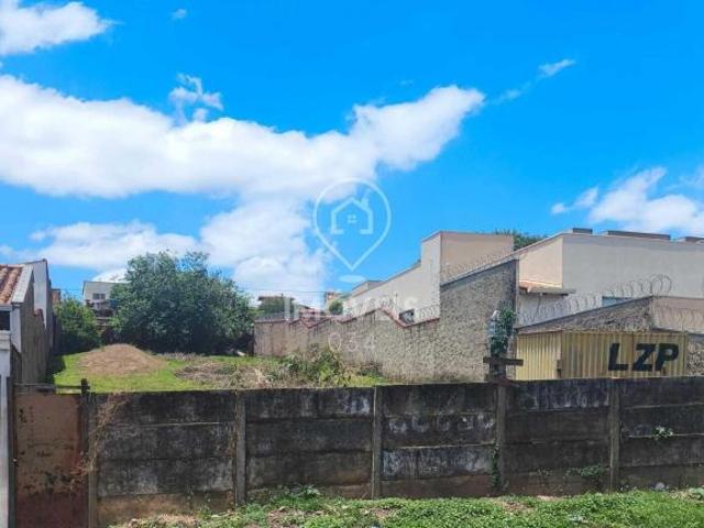 Terreno em Vila Estância, Araxá/MG