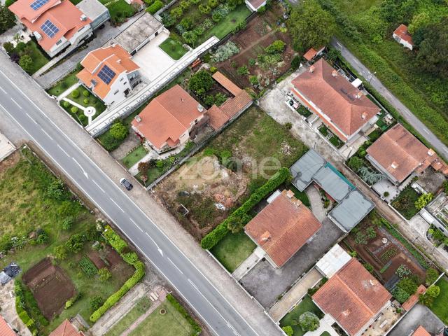 Terreno em Vila Nova de Famalicão com 790m2