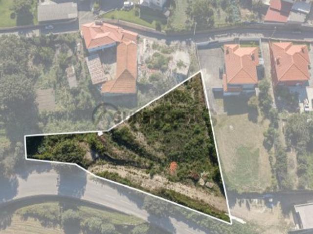 Terreno em Vilarinho das Cambas