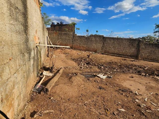 Terreno em Xodó Marize, Belo Horizonte/MG de 188m² à venda por R$ 84.800,00