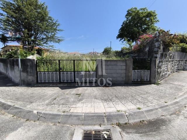 Terreno em zona de construção para venda em Anha Viana do Castelo
